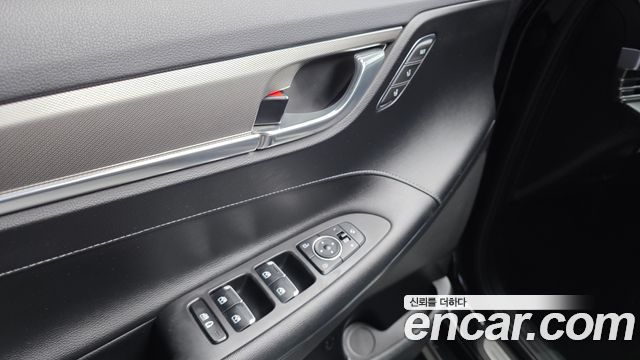 Hyundai Grandeur 2022 — photo 24