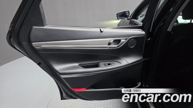 Hyundai Grandeur 2022 — photo 15
