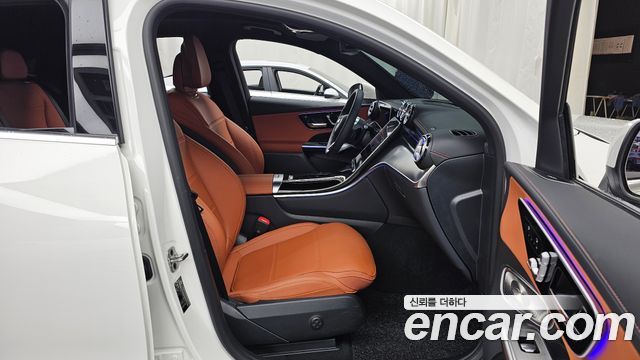 Mercedes-Benz GLC-Class 2026 — photo 17