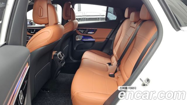 Mercedes-Benz GLC-Class 2026 — photo 16
