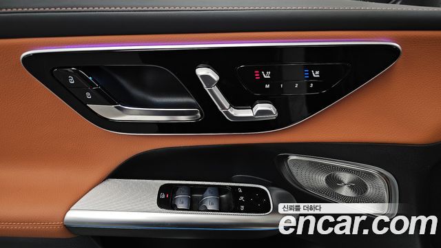 Mercedes-Benz GLC-Class 2026 — photo 32