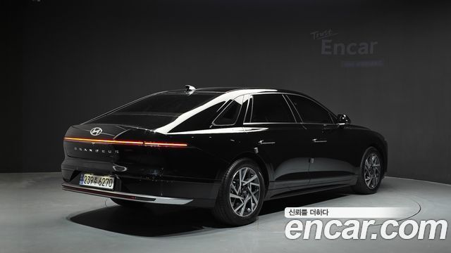 Hyundai Grandeur 2023 — photo 2