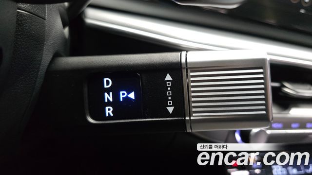 Hyundai Grandeur 2023 — photo 12