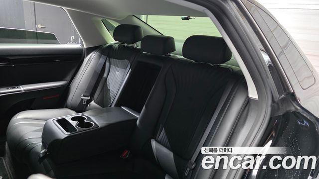 Hyundai Grandeur 2023 — photo 18