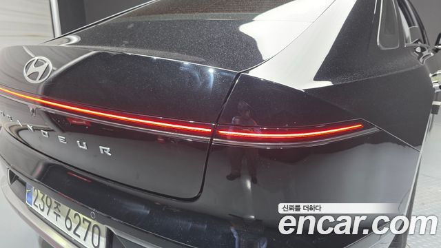 Hyundai Grandeur 2023 — photo 9
