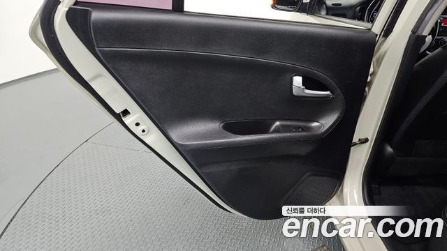 Kia morning 2015 — photo 15