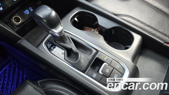 Hyundai Santafe 2019 — photo 9