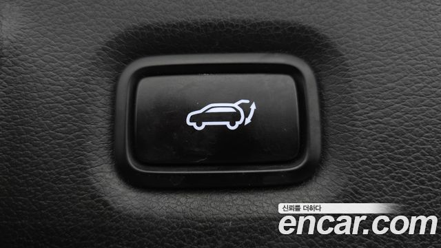 Hyundai Santafe 2019 — photo 15