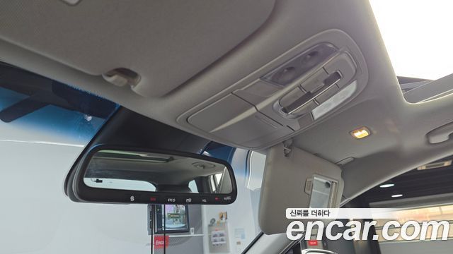 Hyundai Santafe 2019 — photo 17
