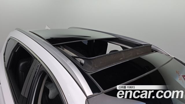 Hyundai Santafe 2019 — photo 18