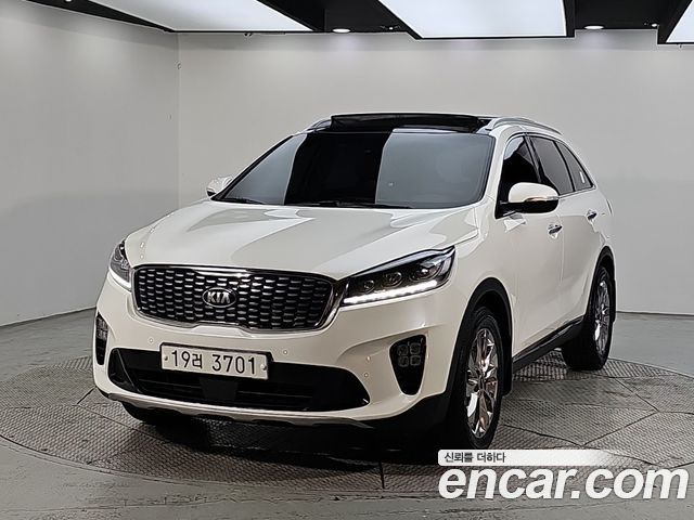 Kia Sorento 2019 — photo 1