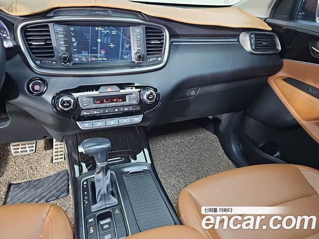 Kia Sorento 2019 — photo 10