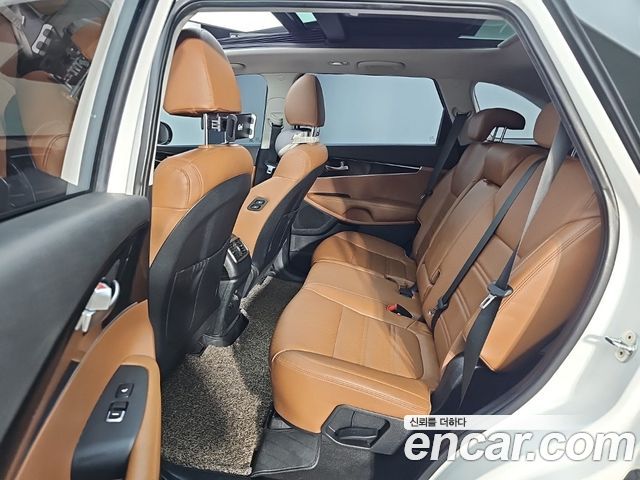 Kia Sorento 2019 — photo 12