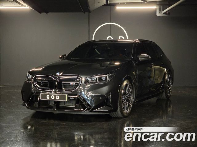 BMW M5 2026 — photo 3