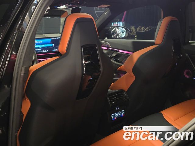 BMW M5 2026 — photo 18
