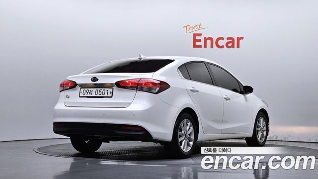 Kia K3 2016 — photo 2