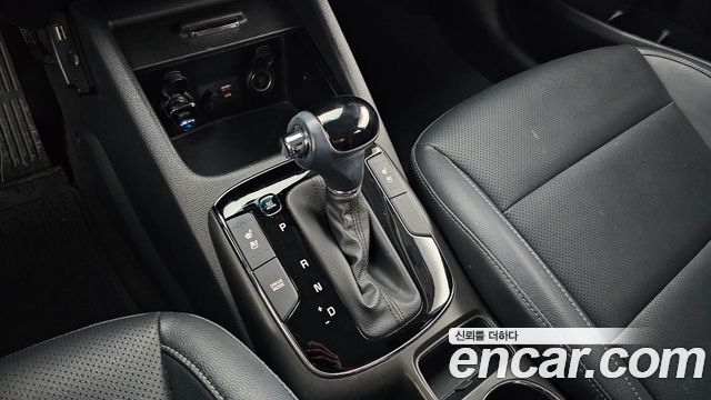 Kia K3 2016 — photo 12