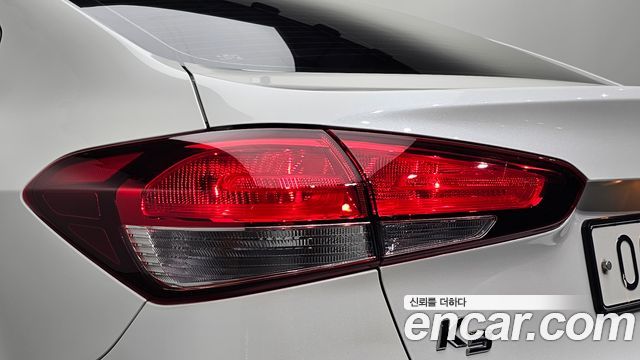 Kia K3 2016 — photo 9