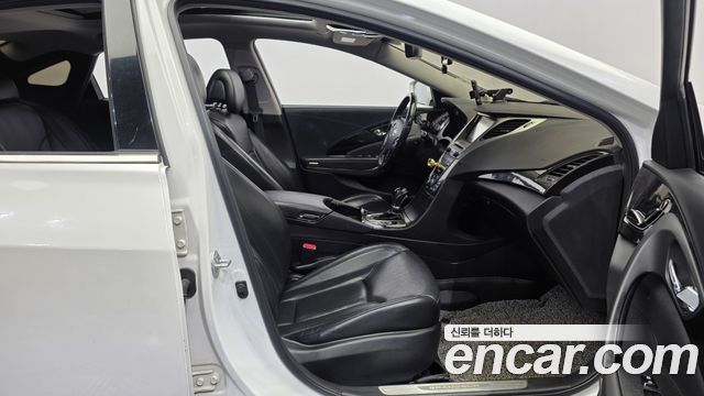 Hyundai Grandeur 2014 — photo 18