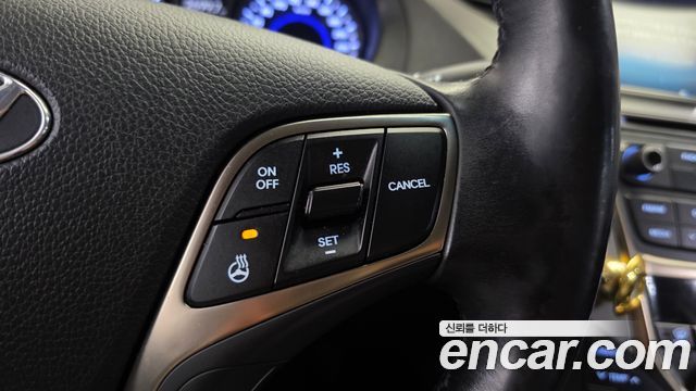 Hyundai Grandeur 2014 — photo 28