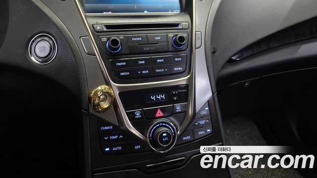 Hyundai Grandeur 2014 — photo 33
