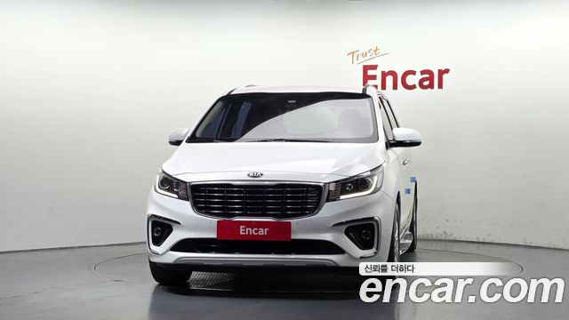 Kia Canival 2019 — photo 3
