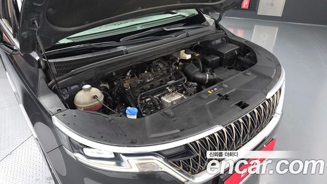 Kia Canival 2021 — photo 6