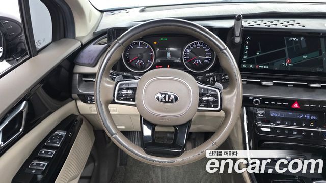 Kia Canival 2021 — photo 13