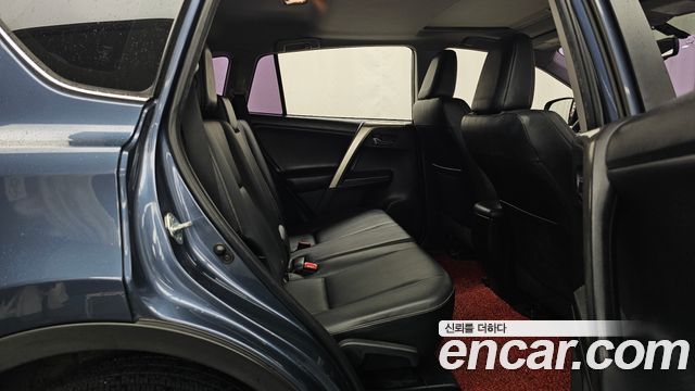 Toyota RAV4 2014 — photo 12