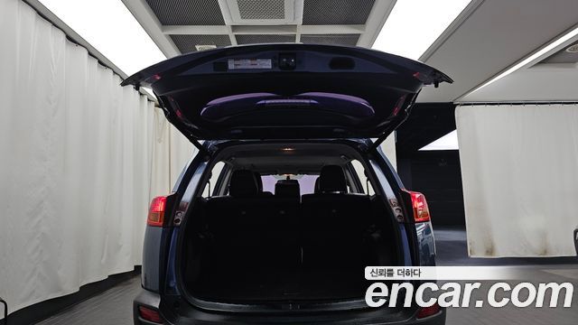 Toyota RAV4 2014 — photo 20