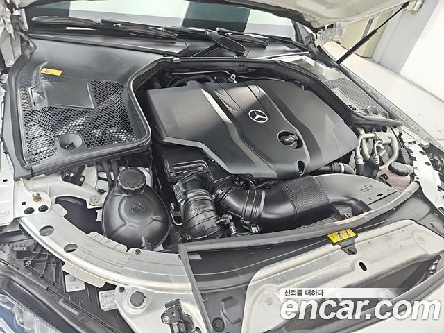 Mercedes-Benz C-Class 2017 — photo 6