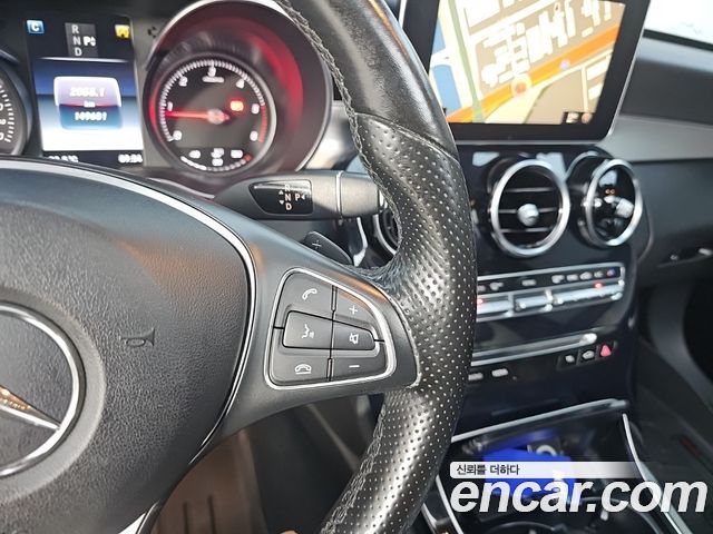 Mercedes-Benz C-Class 2017 — photo 8