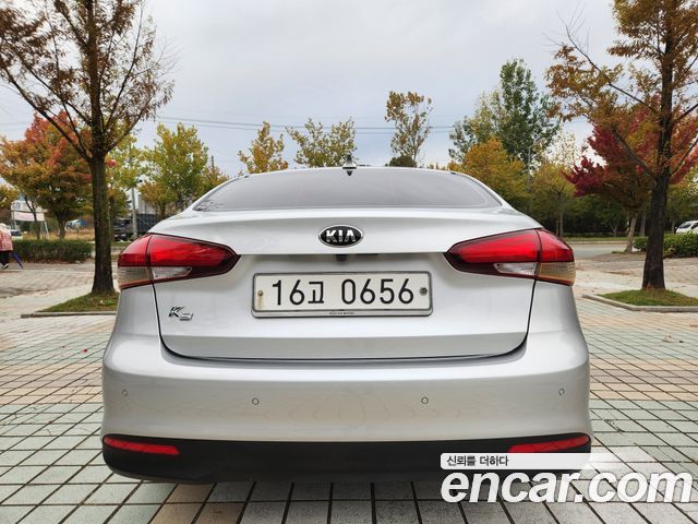 Kia K3 2016 — photo 4