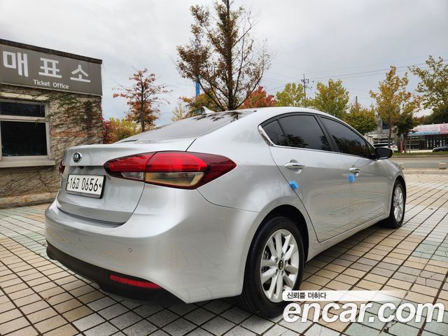 Kia K3 2016 — photo 5