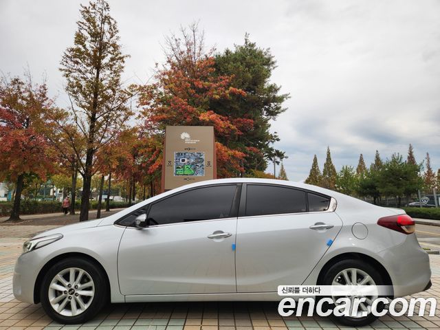 Kia K3 2016 — photo 7