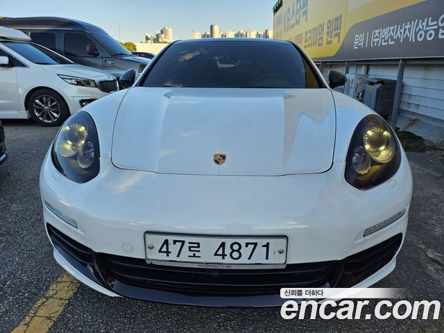 Porsche Panamera 2015 — photo 1