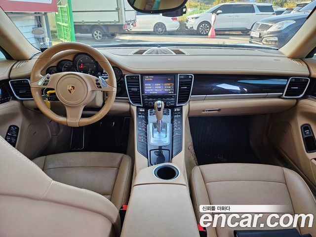 Porsche Panamera 2015 — photo 11