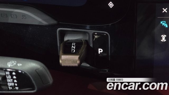 Porsche Taycan 2022 — photo 12
