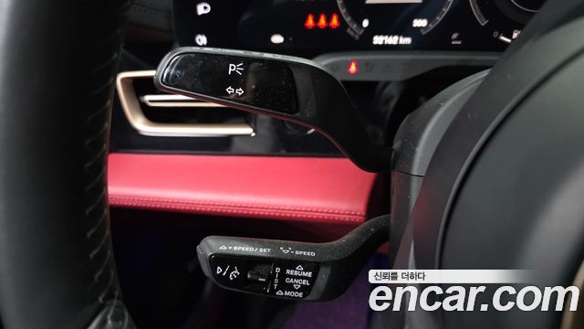 Porsche Taycan 2022 — photo 21