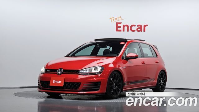 Volkswagen Golf 2016 — photo 1