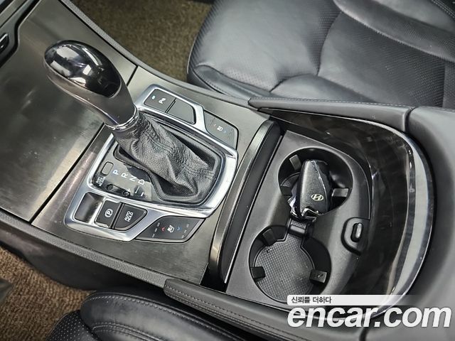 Hyundai Grandeur 2016 — photo 8