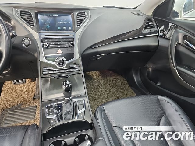 Hyundai Grandeur 2016 — photo 10