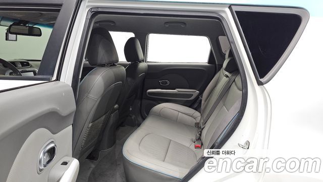 Kia Soul 2018 — photo 17
