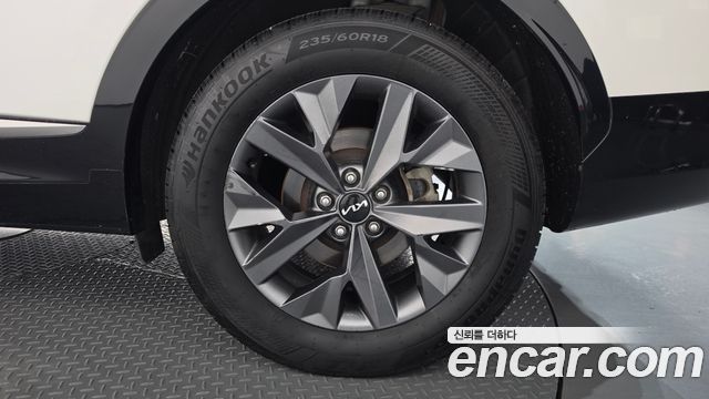 Kia Sportage 2023 — photo 7