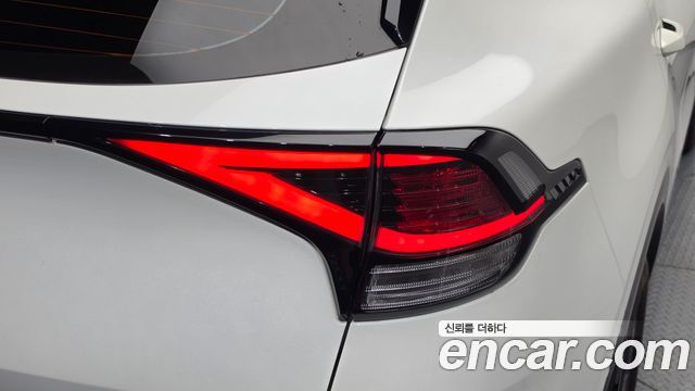 Kia Sportage 2023 — photo 9