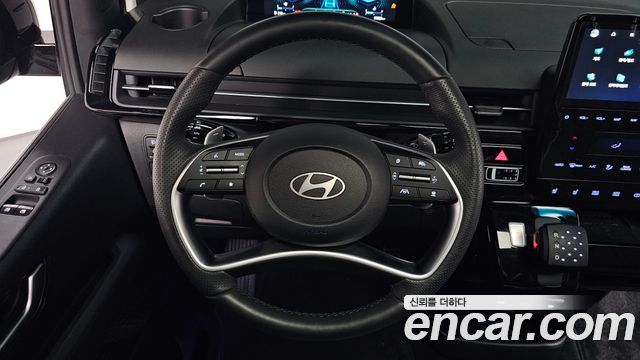 Hyundai Staria 2025 — photo 19