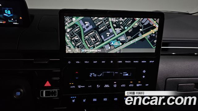 Hyundai Staria 2025 — photo 20