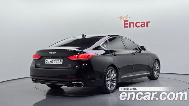 Genesis G80 2017 — photo 2