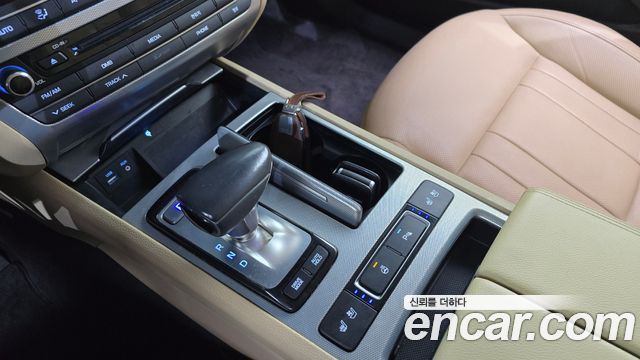 Genesis G80 2017 — photo 12