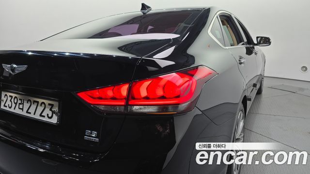 Genesis G80 2017 — photo 9